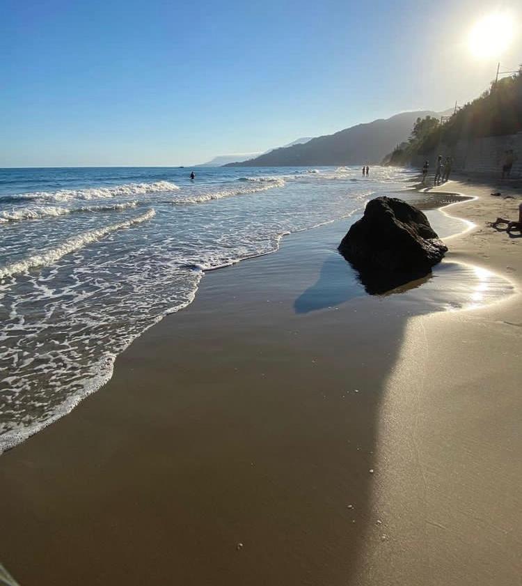 Sea And Monaco Charme View On The Beach Ventimiglia Exterior photo